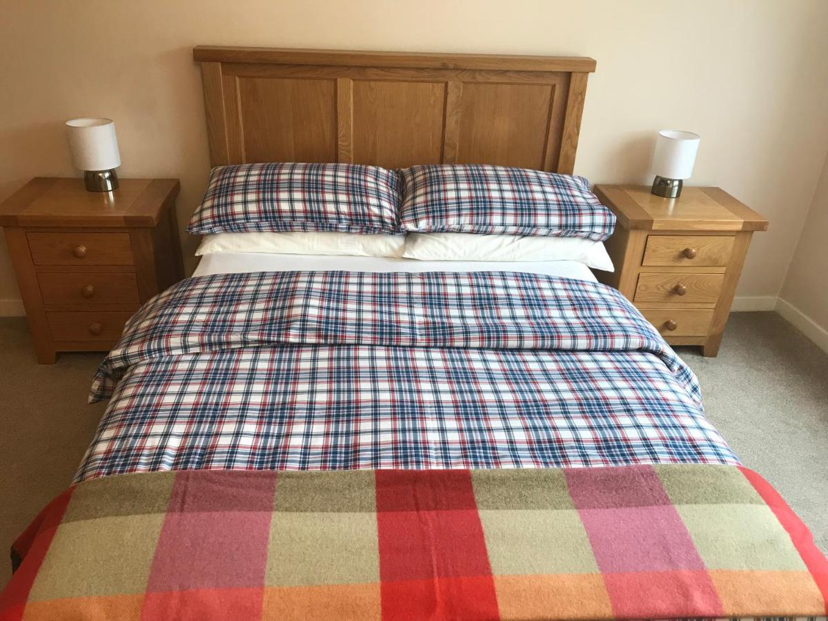 Borrodale, One Bedroom Apartment With Balcony And Loch View. Fort William Eksteriør billede